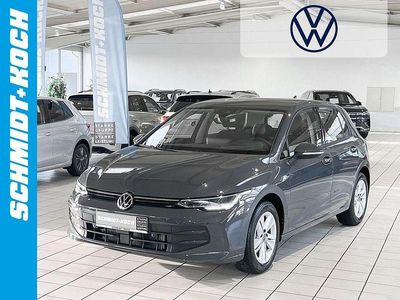 Grau Gebraucht 2024 VW Golf VIII Life Limousine | 25.950 € (Fairer Preis)