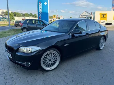 Gebraucht BMW 520 184 PS (135 kW) 2012 Schwarz Limousine