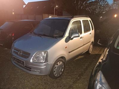 Usata Opel Agila 75 CV (55 kW) 2003 Argento Monovolume