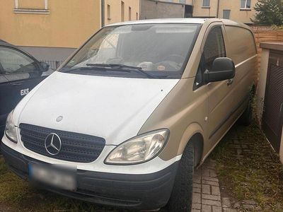 Beige Gebraucht 2007 Mercedes Vito Van | 5.100 €