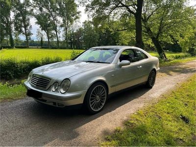 Mercedes CLK320