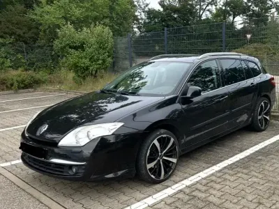 Gebraucht Renault Laguna GrandTour Initiale 173 PS (127 kW) 2009 Schwarz Kombi