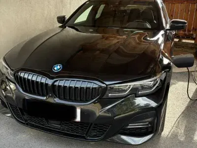 Gebraucht BMW 330e M Sport 184 PS (135 kW) 2022 Schwarz Limousine