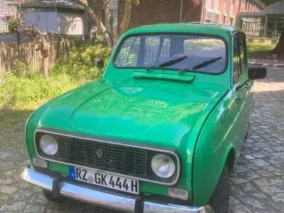 Gebraucht Renault R12 50 PS (36 kW) 1977 Grün Limousine