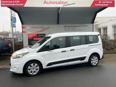 Gebraucht Ford Tourneo 101 PS (74 kW) 2017 Weiß Van / Kleinbus