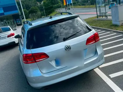 Gebraucht VW Passat 105 PS (77 kW) 2012 Grau Kombi
