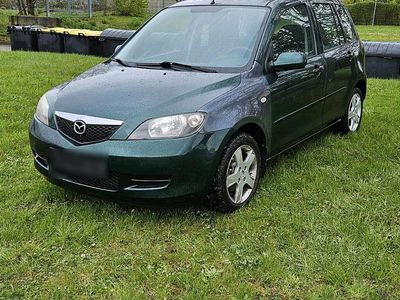 Second-hand Mazda 2 80 CP (58 kW) 2004 Verde Hatchback
