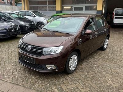 Gebraucht Dacia Sandero 90 PS (66 kW) 2017 Violett Limousine