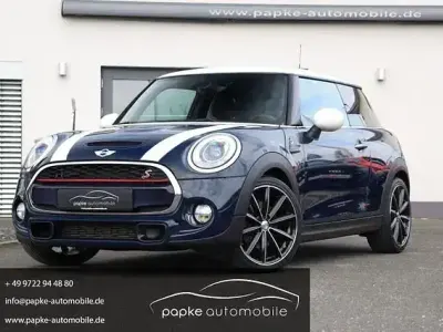 Usado Mini Cooper SD Chili 170 HP (125 kW) 2016 Azul Citadino