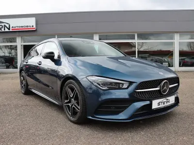 Używany Mercedes CLA220 AMG line 190 KM (139 kW) 2023 Niebieski Sedan/Limuzyna