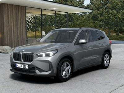 Spacesilber metallic Gebraucht 2025 BMW X1 Sport Line SUV | 39.890 € (Guter Preis)