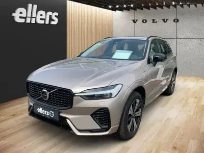 Gebraucht Volvo XC60 Plus 349 PS (256 kW) 2023 Silber SUV