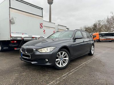 Gebraucht BMW 320 184 PS (135 kW) 2012 Grau Kombi