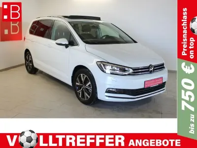 Gebraucht VW Touran Highline 150 PS (110 kW) 2025 Weiss Van / Kleinbus
