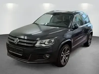 Gebraucht VW Tiguan Sportline 160 PS (117 kW) 2014 Grau SUV