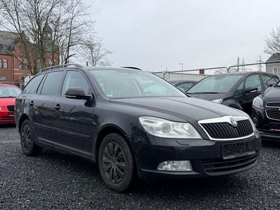 Gebraucht Skoda Octavia GreenLine 105 PS (77 kW) 2010 Schwarz Kombi