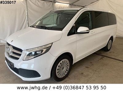 Mercedes V220