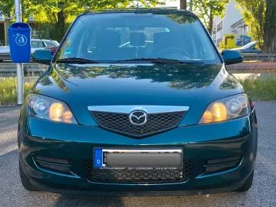 Gebraucht Mazda 2 Active 80 PS (58 kW) 2007 Grün Kleinwagen