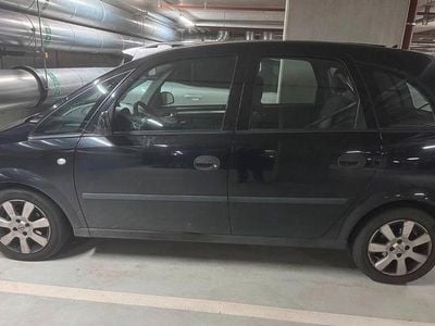 Schwarz Gebraucht 2004 Opel Meriva Van / Kleinbus | 550 € (Superpreis)