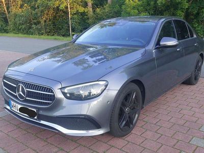 Mercedes E200