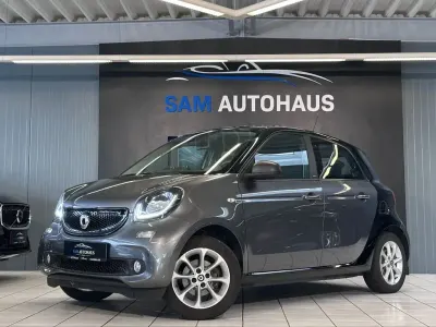 Gebraucht Smart ForFour Passion 71 PS (52 kW) 2017 Schwarz Kleinwagen