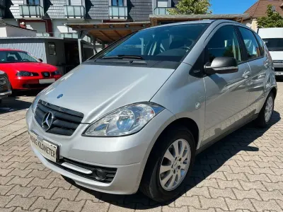 Gebraucht Mercedes A150 95 PS (69 kW) 2009 Silber Limousine