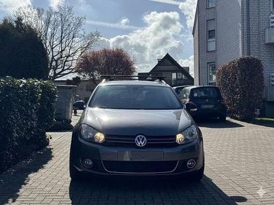 Gebraucht VW Golf VI Style 105 PS (77 kW) 2011 Andere farben Kleinwagen