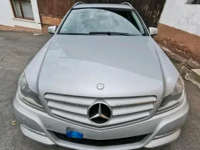 Gebraucht Mercedes C220 170 PS (125 kW) 2012 Silber Kombi