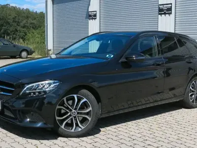 Gebraucht Mercedes C200 150 PS (110 kW) 2019 Obsidianschwarz Kombi