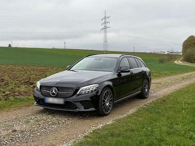 Usata Mercedes C220 AMG 194 CV (142 kW) 2019 Nero Berlina