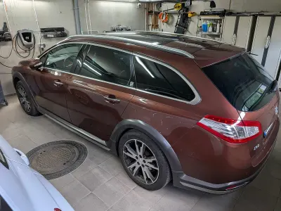 Gebraucht Peugeot 508 RXH 200 PS (147 kW) 2012 Braun Kombi