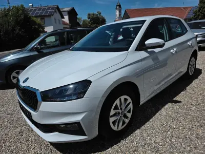Gebraucht Skoda Fabia Selection 95 PS (69 kW) 2025 Weiß Kleinwagen