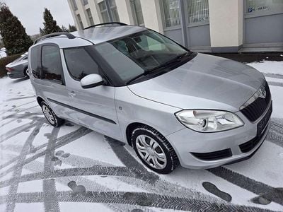 Gebraucht Skoda Roomster Plus Edition 105 PS (77 kW) 2012 Brilliantsilber metallic Van / Kleinbus