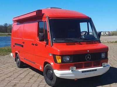 Usata Mercedes T1 95 CV (69 kW) 1991 Rosso Furgone