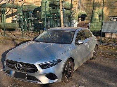 Second-hand Mercedes A180 Advanced 136 CP (100 kW) 2023 Argintiu Berlinǎ