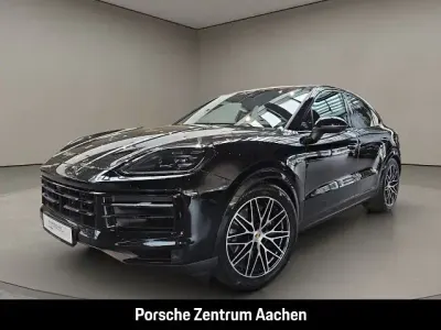 Gebraucht Porsche Cayenne E-Hybrid Coupe 470 PS (345 kW) 2023 Andere farbe SUV