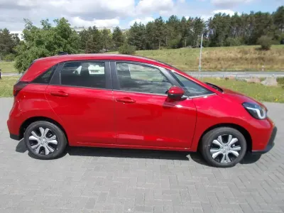 Neu Honda Jazz Elegance 122 PS (89 kW) 2026 Premium crystal rot met. Kleinwagen