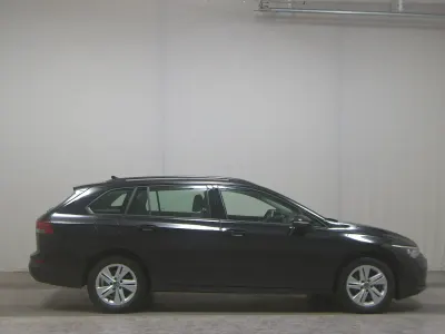Brugt VW Golf VIII Life 150 HK (110 kW) 2023 Sort Stationcar
