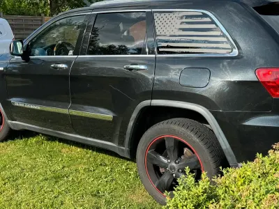 Käytetty Jeep Grand Cherokee 352 HP (258 kW) 2010 Musta Katumaasturi