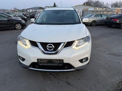Weiß Gebraucht 2016 Nissan X-Trail Tekna SUV | 7.700 € (Fairer Preis)