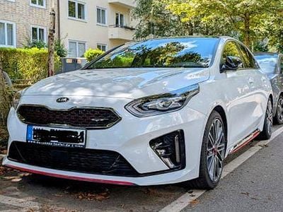 Kia ProCeed GT