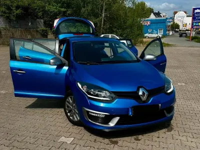 Gebraucht Renault Mégane 116 PS (85 kW) 2014 Blau Limousine