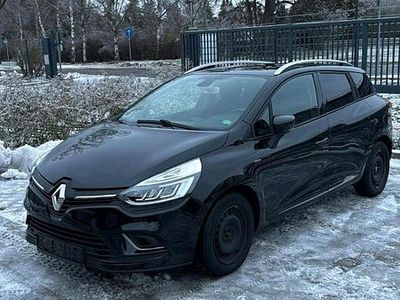 Schwarz Gebraucht 2016 Renault Clio GrandTour LIMITED Kombi | 5.300 € (Etwas zu teuer)