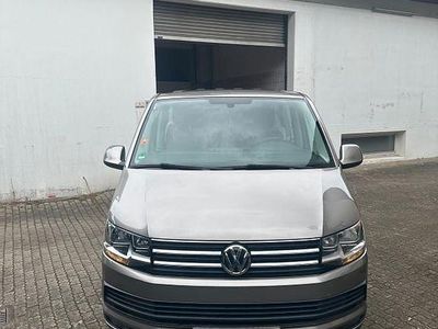 VW Caravelle