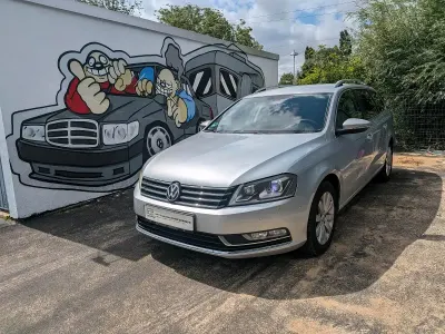 Gebraucht VW Passat 140 PS (102 kW) 2012 Silber Kombi
