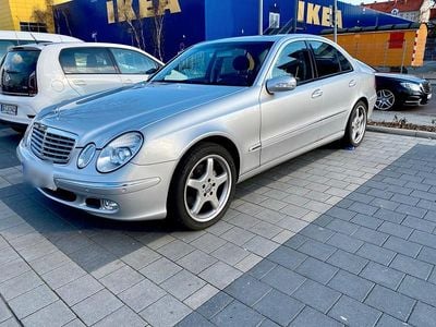 Gebraucht Mercedes E320 224 PS (164 kW) 2002 Silber Limousine