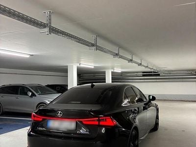 Gebraucht Lexus IS300h 223 PS (164 kW) 2017 Schwarz Limousine