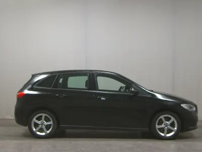 Gebraucht Mercedes B250e 218 PS (160 kW) 2022 Nachtschwarz Kleinwagen