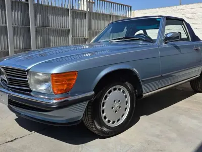Używany Mercedes 560 231 KM (169 kW) 1988 Niebieski Kabriolet