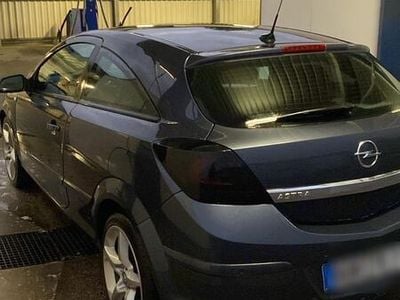 Opel Astra GTC